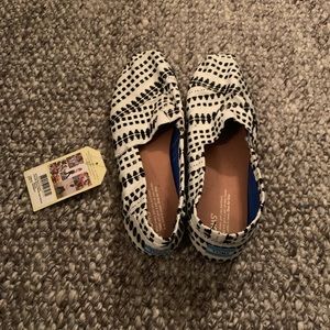 Women’s Tom shoes